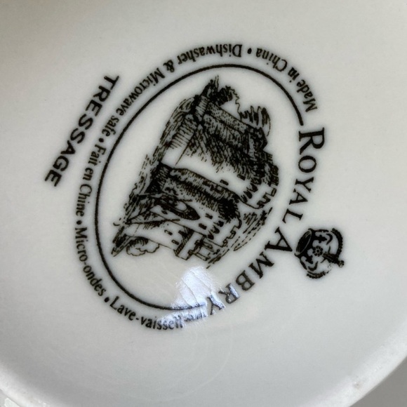 ❄️vintage Knit Mugs❄️ - Picture 2 of 3